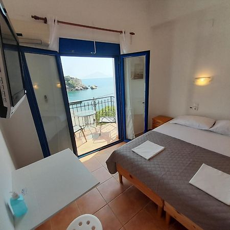 Aparthotel Lydia Mare à Ágios Kírykos Extérieur photo