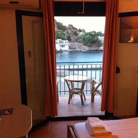 Aparthotel Lydia Mare à Ágios Kírykos Extérieur photo