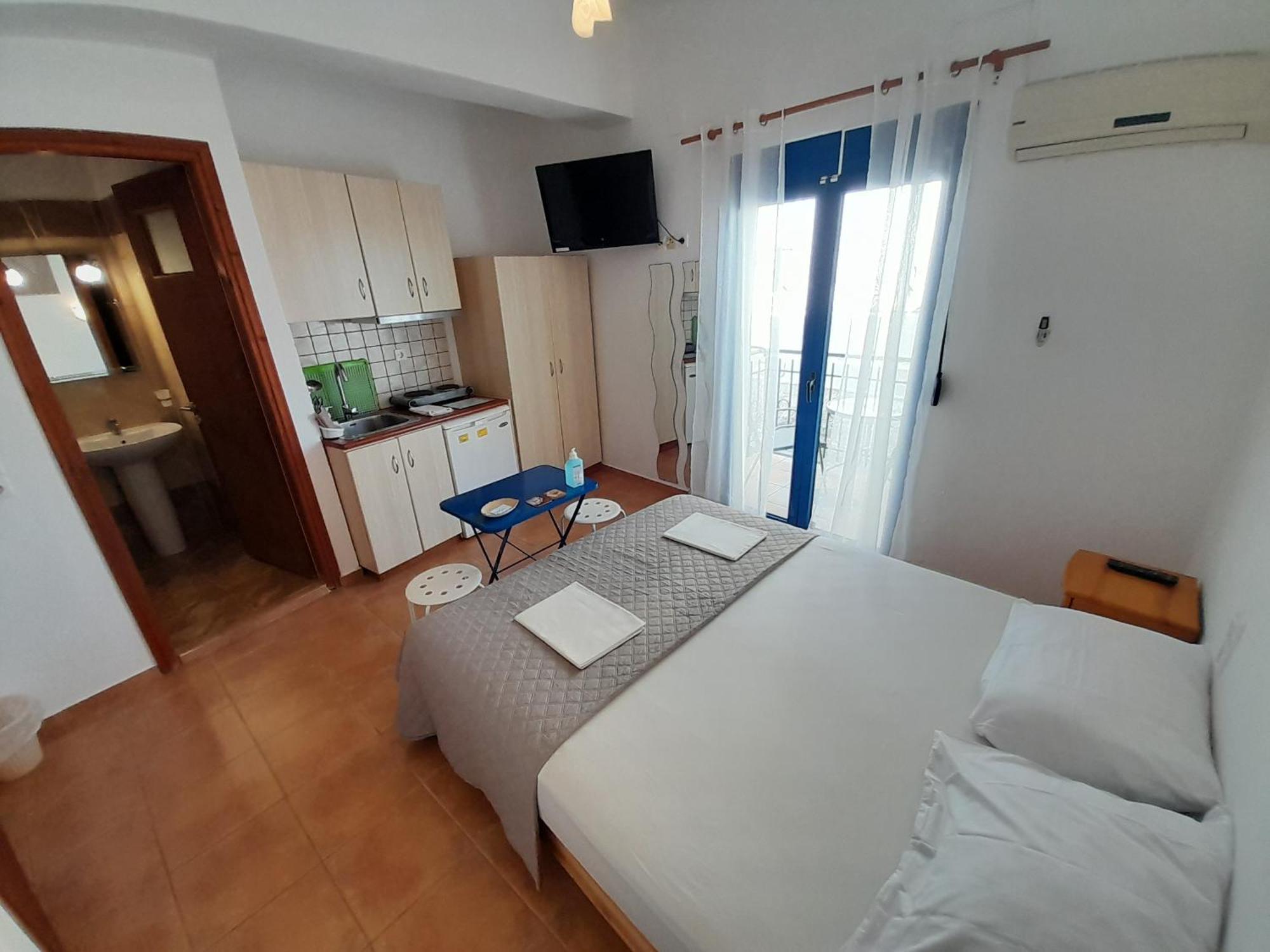 Aparthotel Lydia Mare à Ágios Kírykos Chambre photo