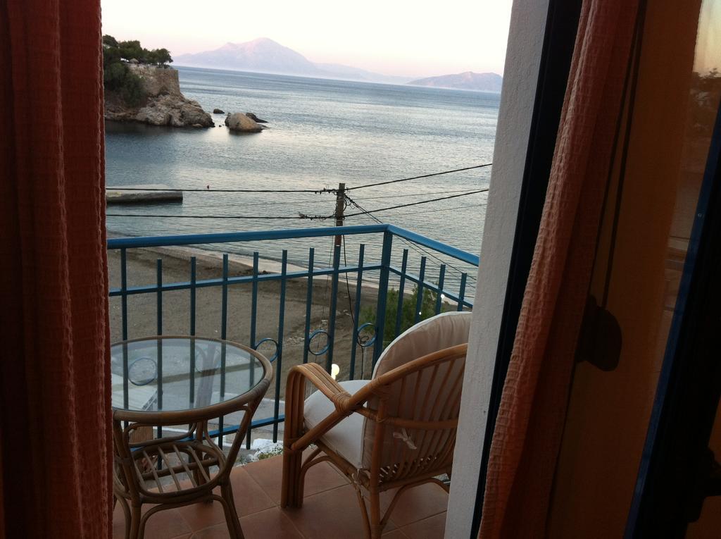 Aparthotel Lydia Mare à Ágios Kírykos Extérieur photo