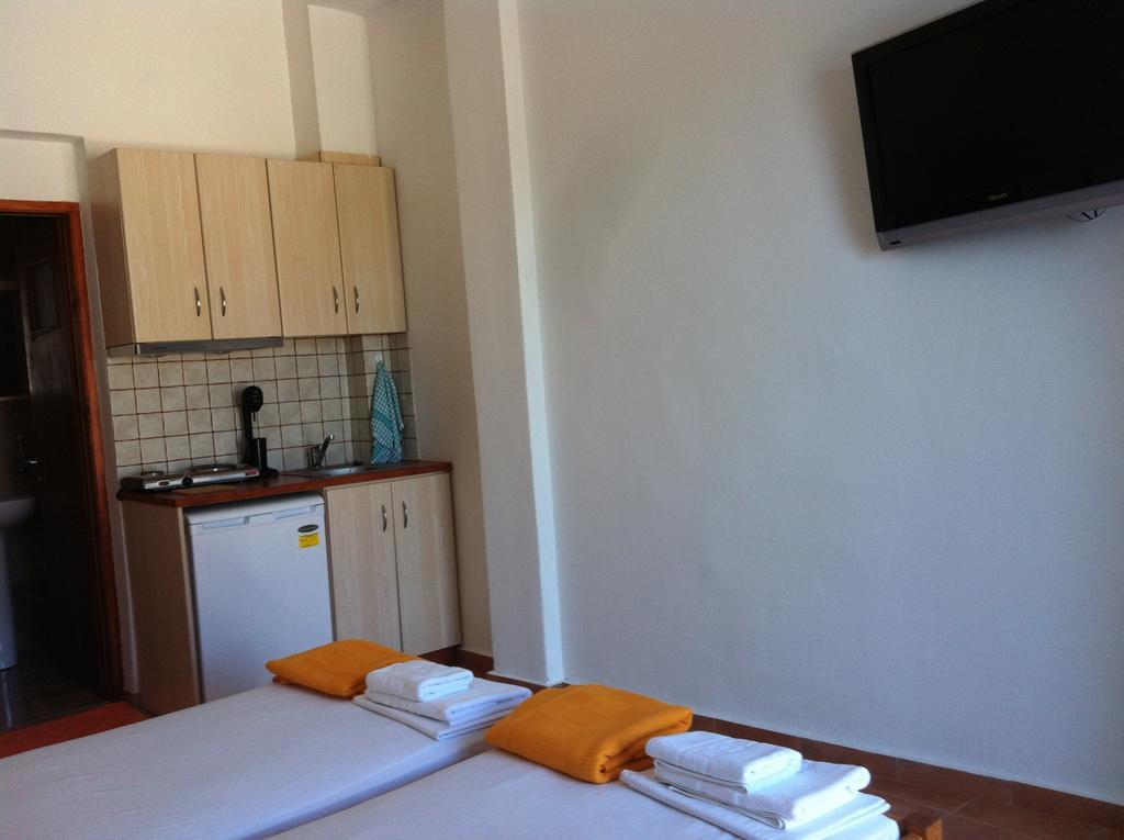Aparthotel Lydia Mare à Ágios Kírykos Extérieur photo