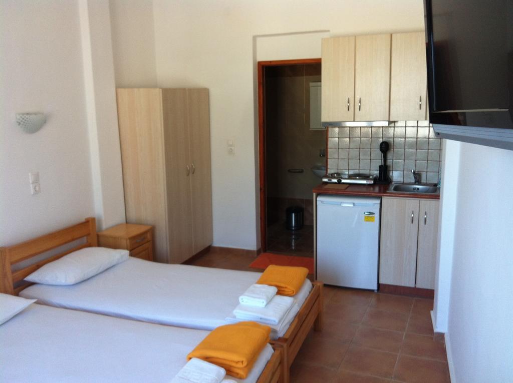 Aparthotel Lydia Mare à Ágios Kírykos Extérieur photo