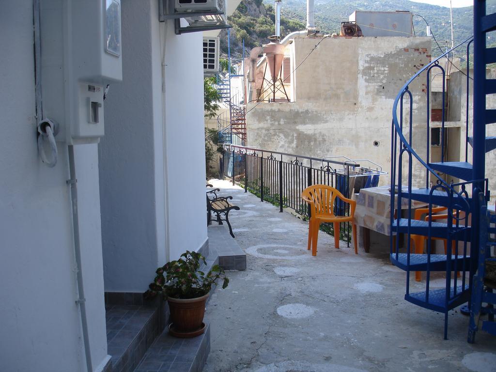 Aparthotel Lydia Mare à Ágios Kírykos Extérieur photo