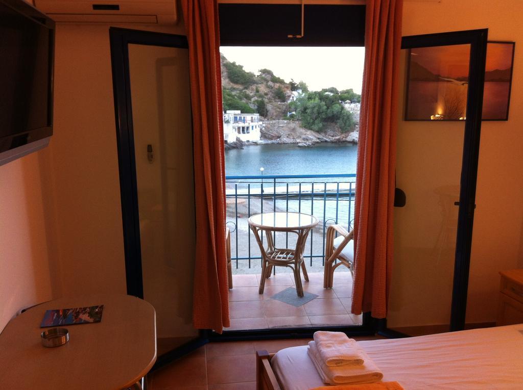 Aparthotel Lydia Mare à Ágios Kírykos Extérieur photo