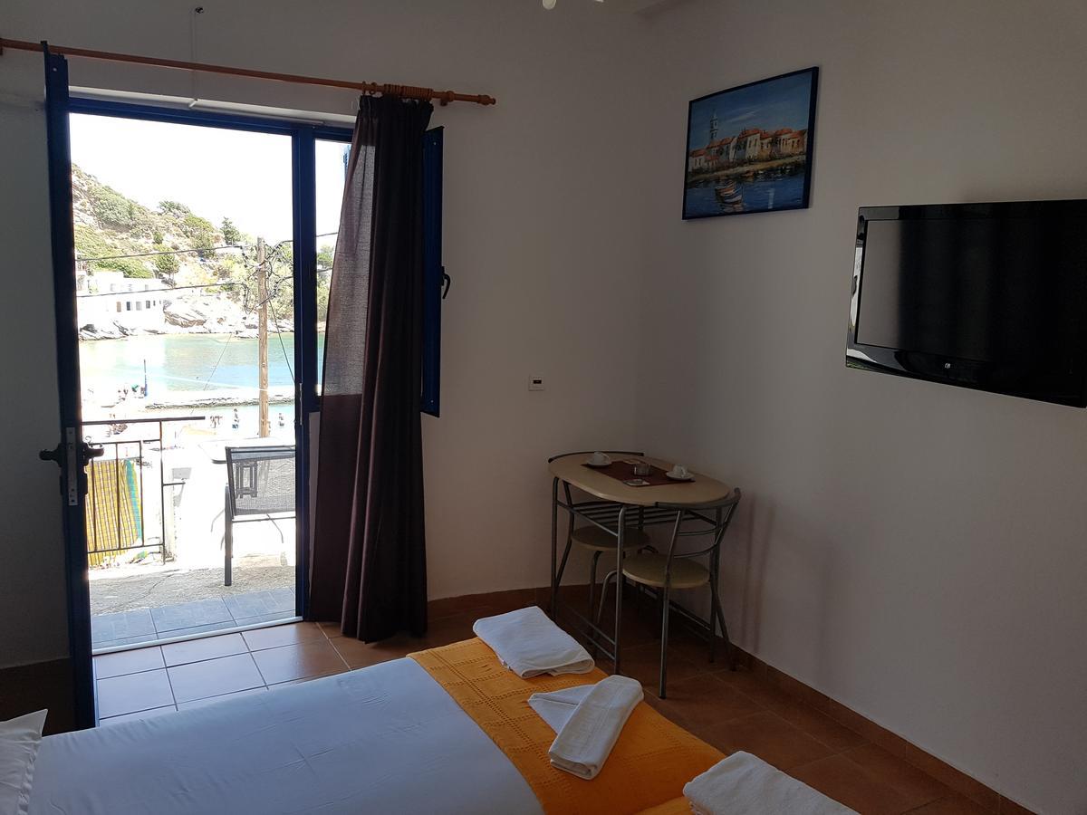 Aparthotel Lydia Mare à Ágios Kírykos Extérieur photo